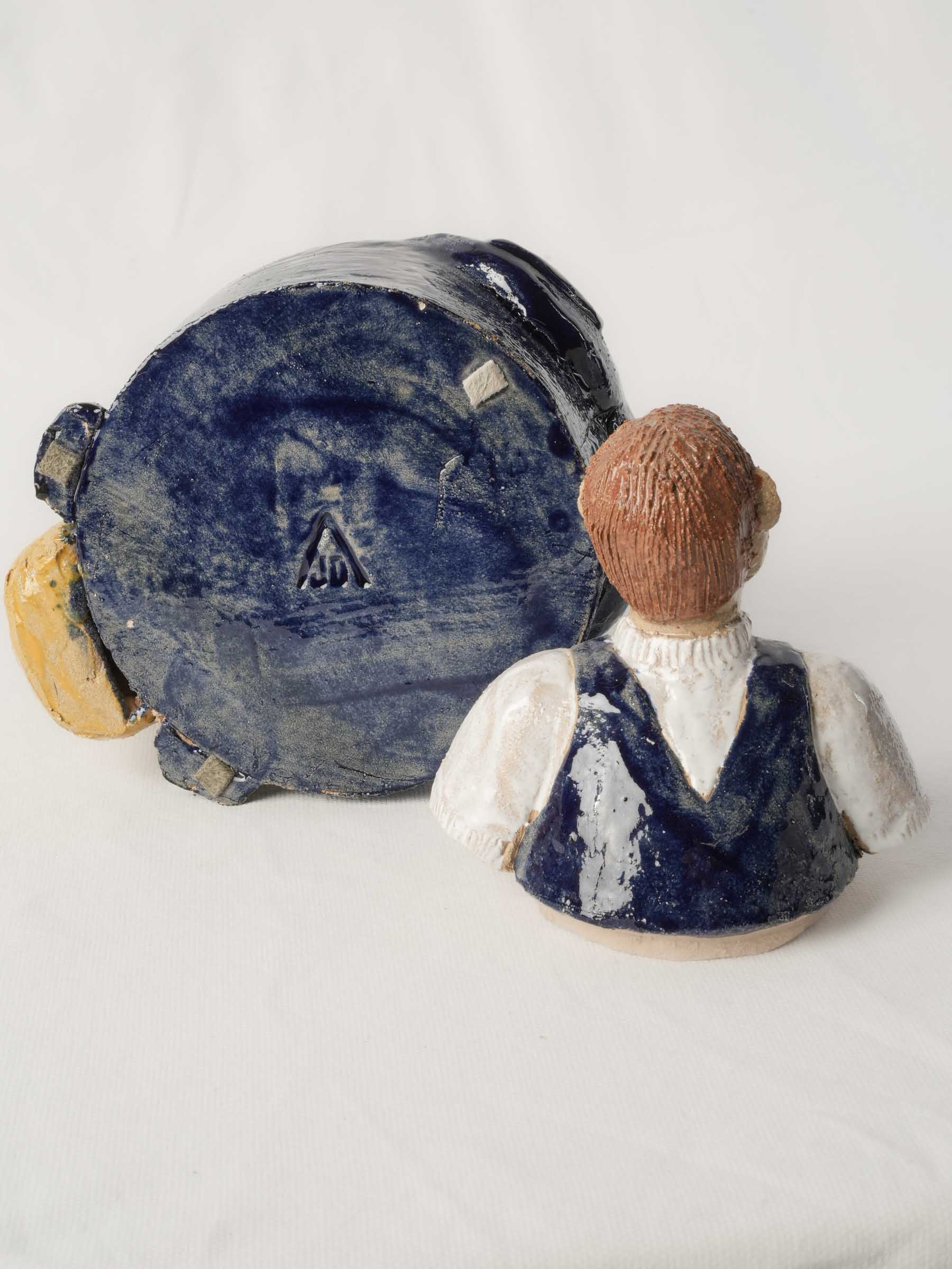 Textured artistic storage container  