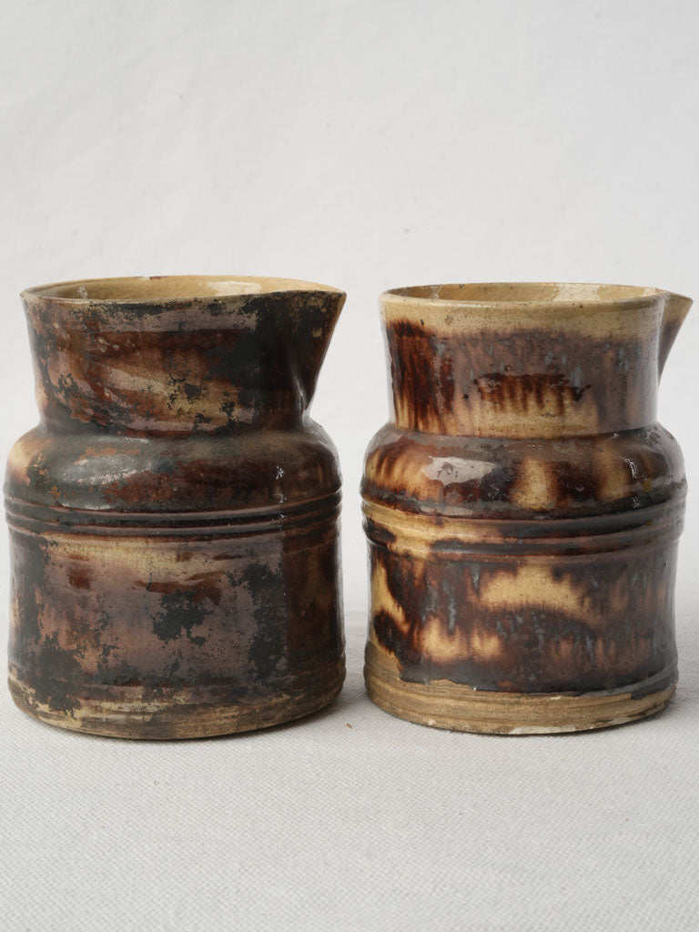 Mineral-rich glazed coffee vessels  