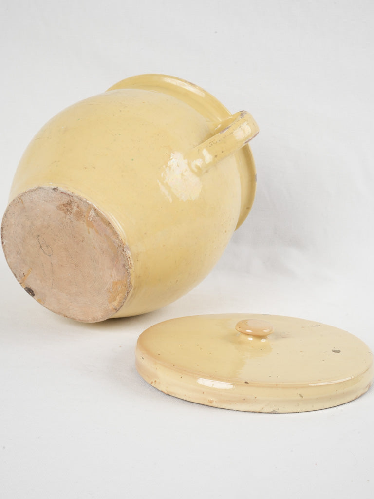 Provincial Savoyard lidded ceramic piece