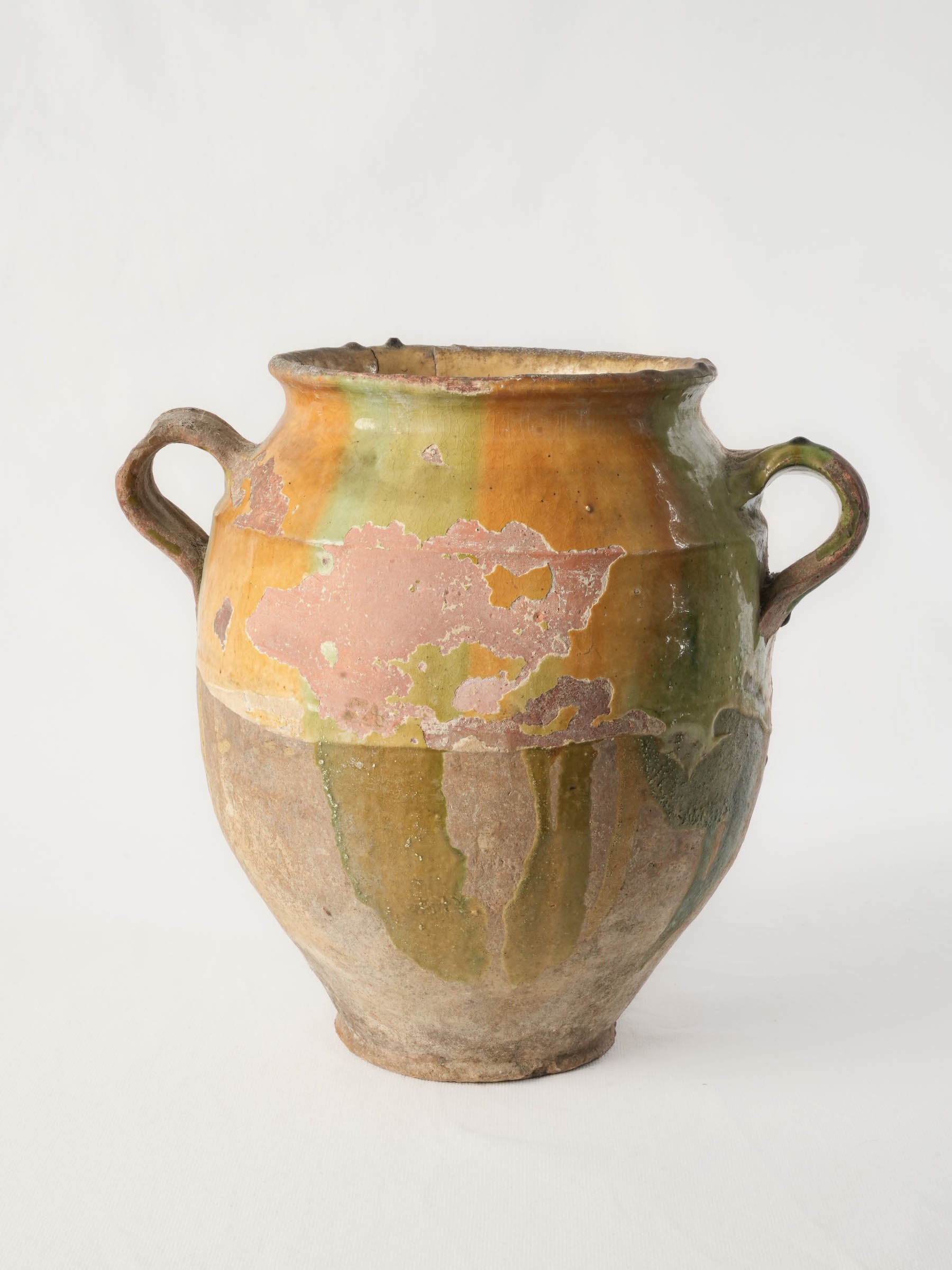 Sculptural earthenware decorative cachepot
