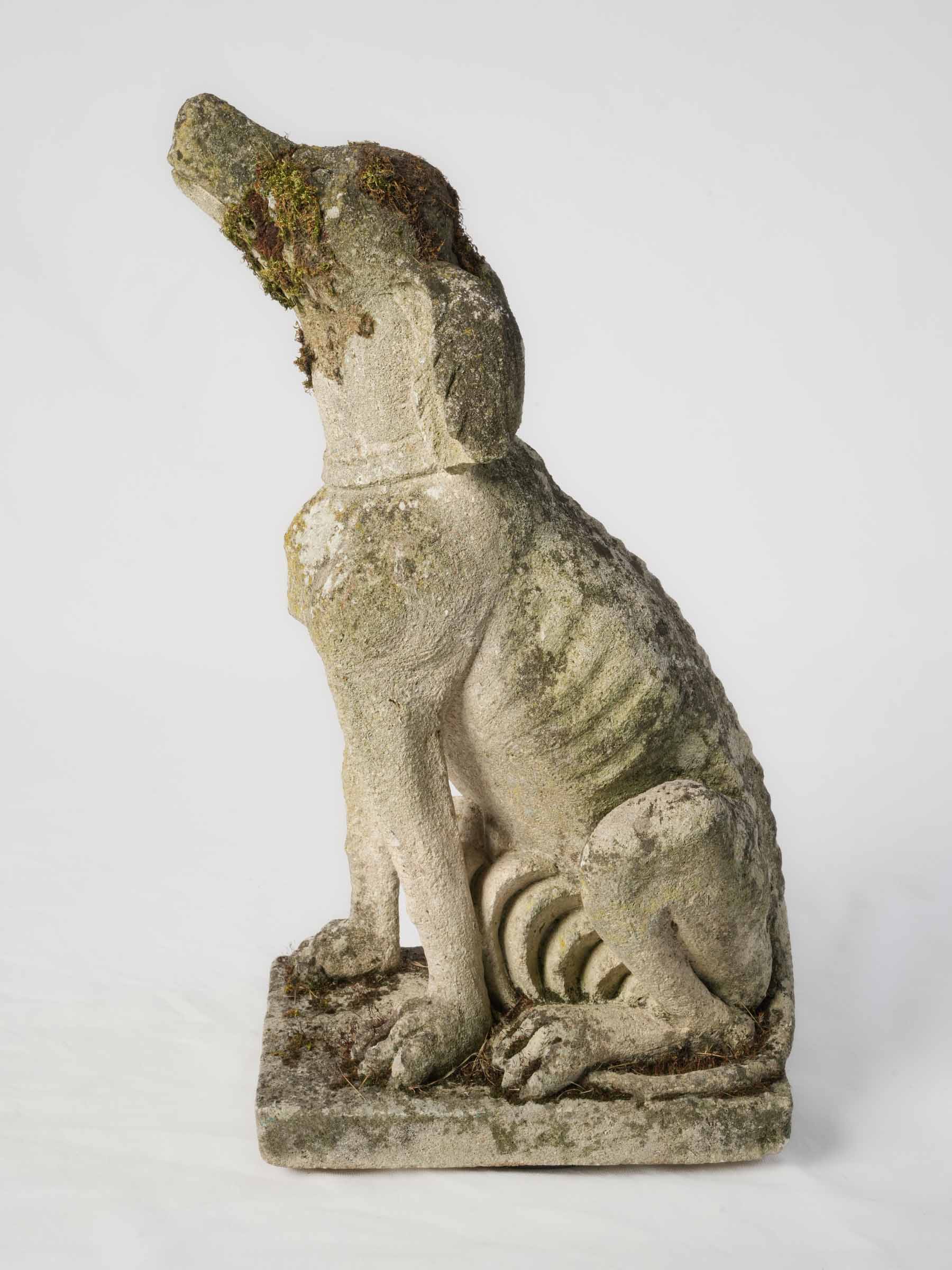Nostalgic country-style stone hound  