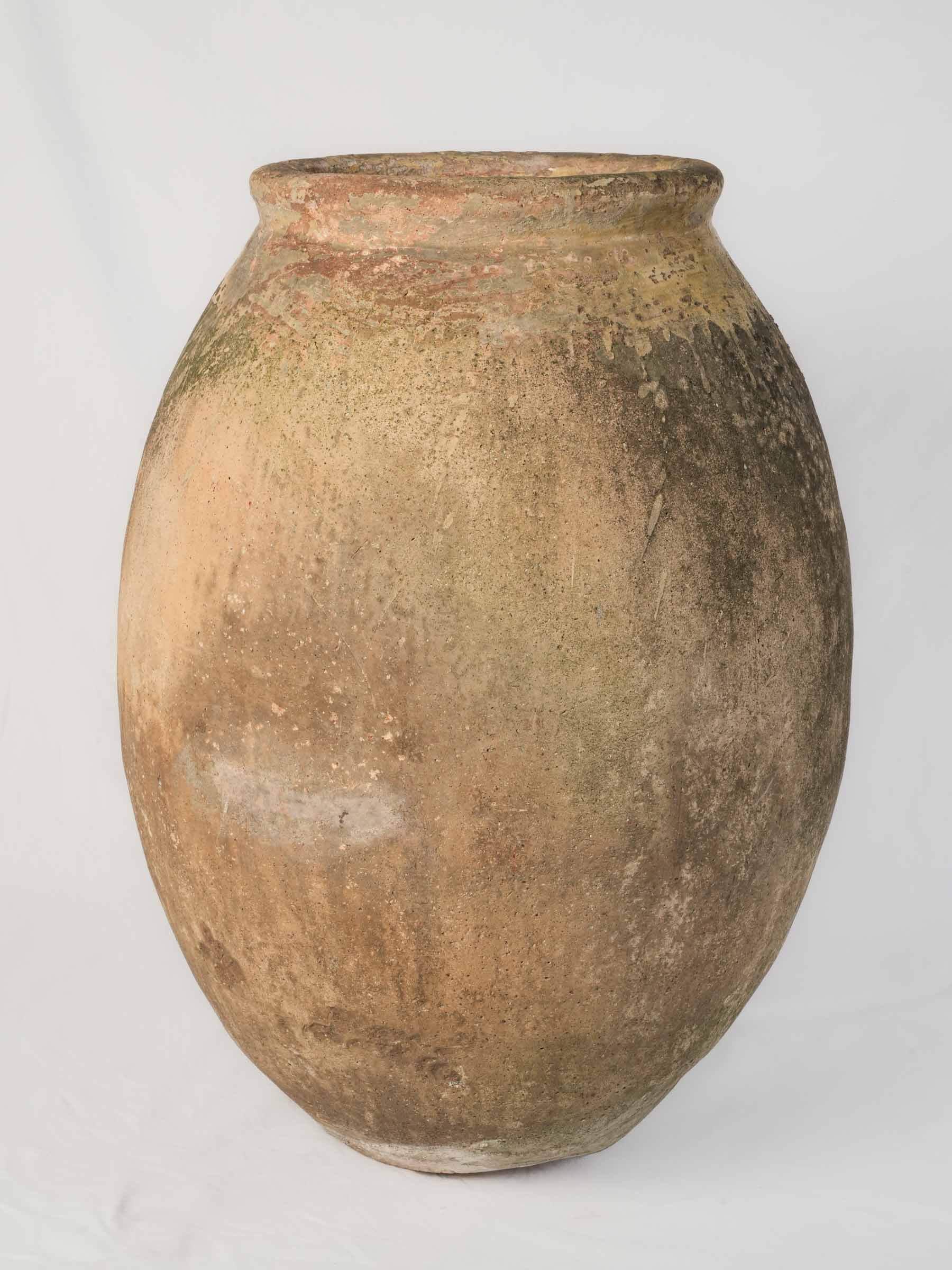 18th-century stamped Mediterranean pottery  