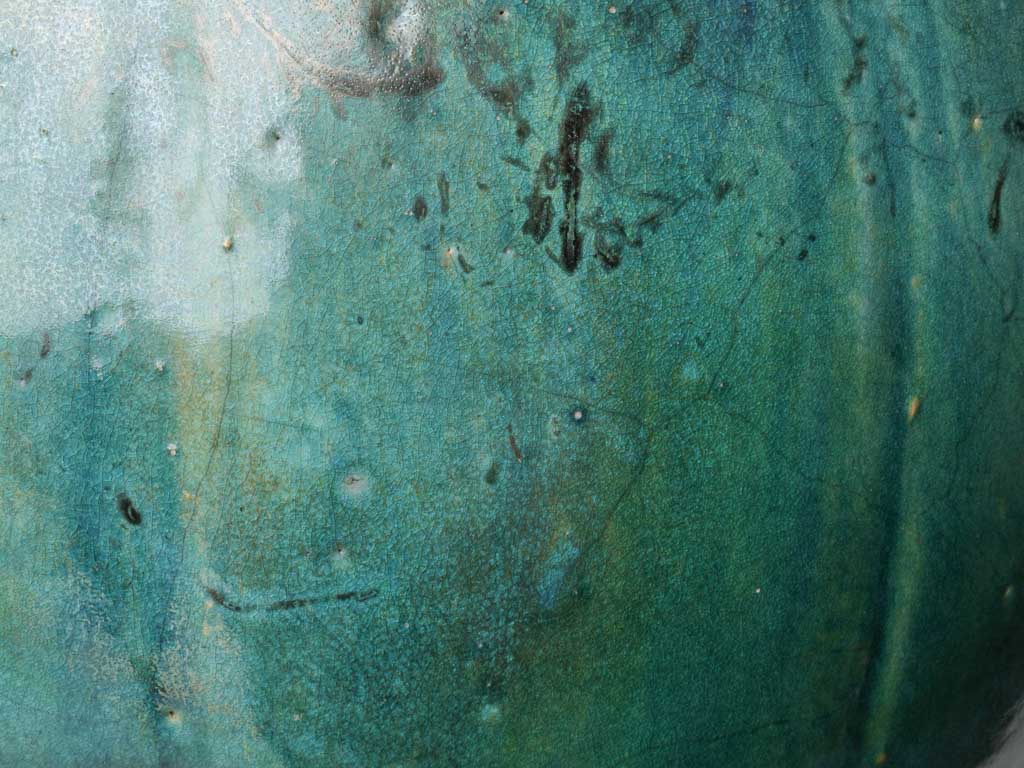 Exquisite tactile ceramic decor item  