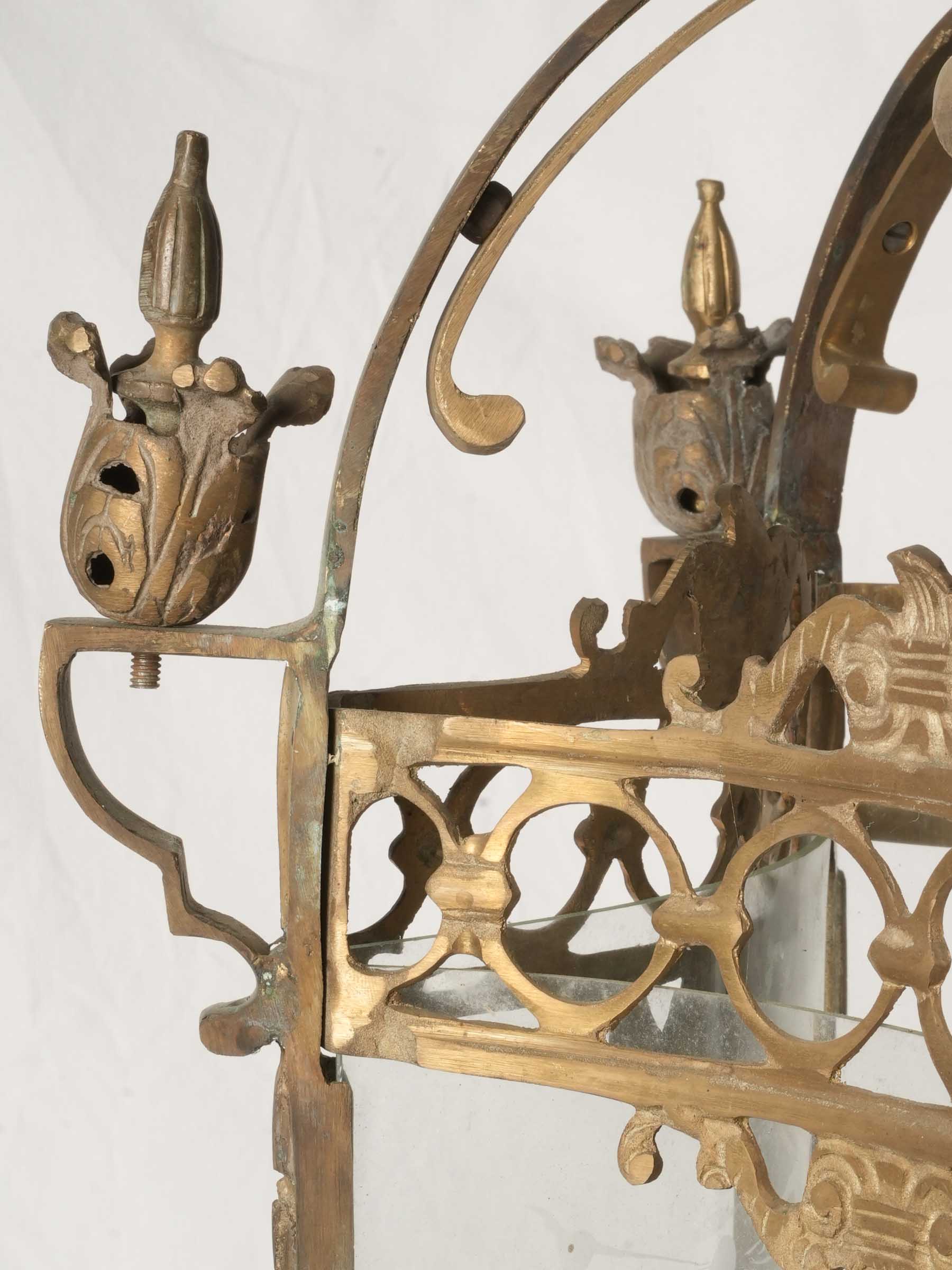 Quality crafted decorative chateau lantern