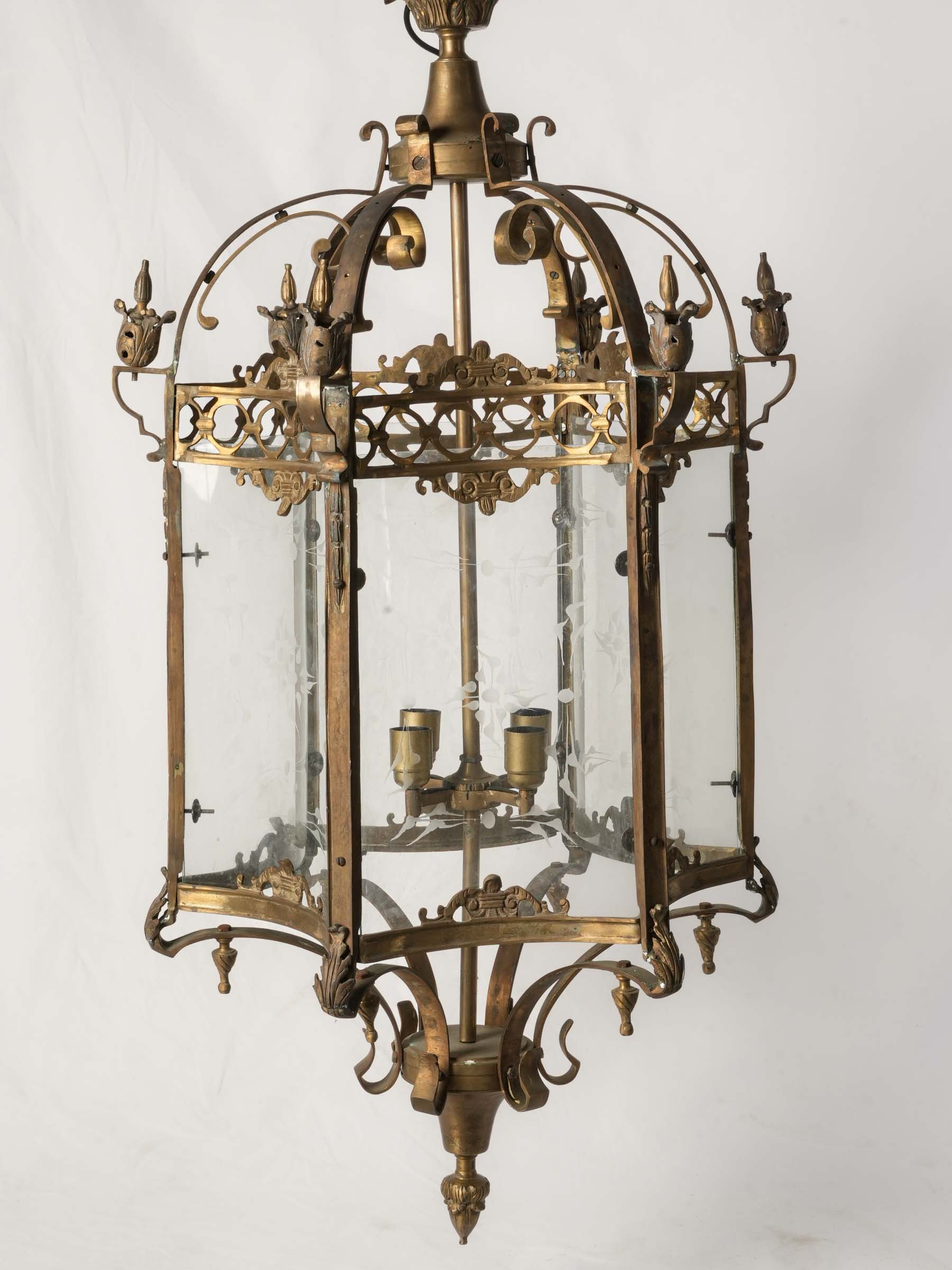 Monumental hexagonal chateau lantern