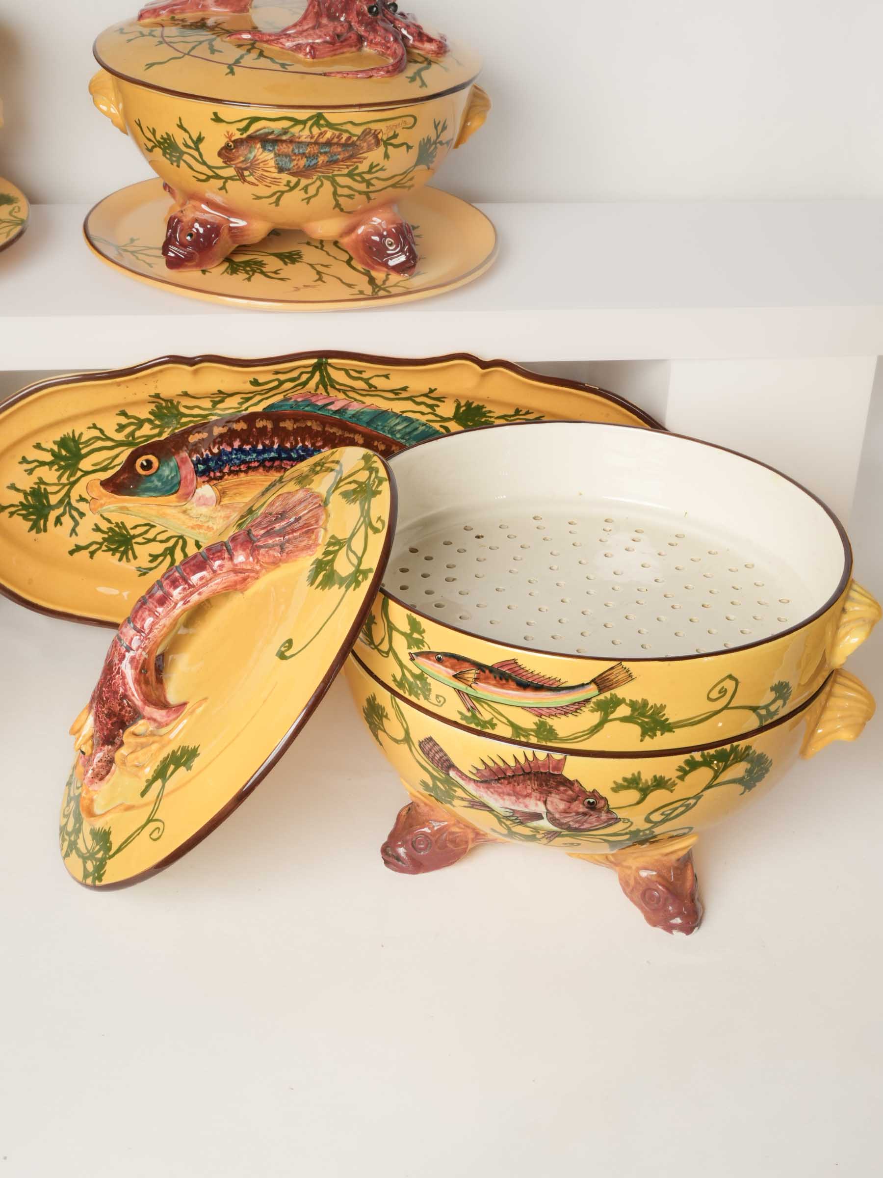 Remarkable 49-Piece Bouillabaisse Service in Hand-Painted Earthenware, 1960s