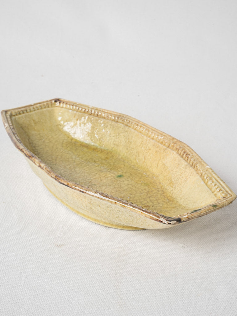 Vintage charming pottery dish  