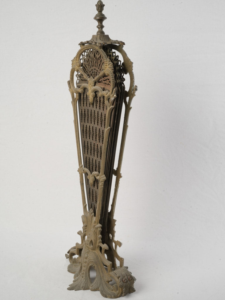 Romantic Belle Époque hearth screen