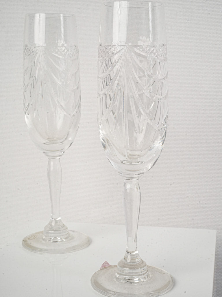 Mouth-blown crystal champagne glasses