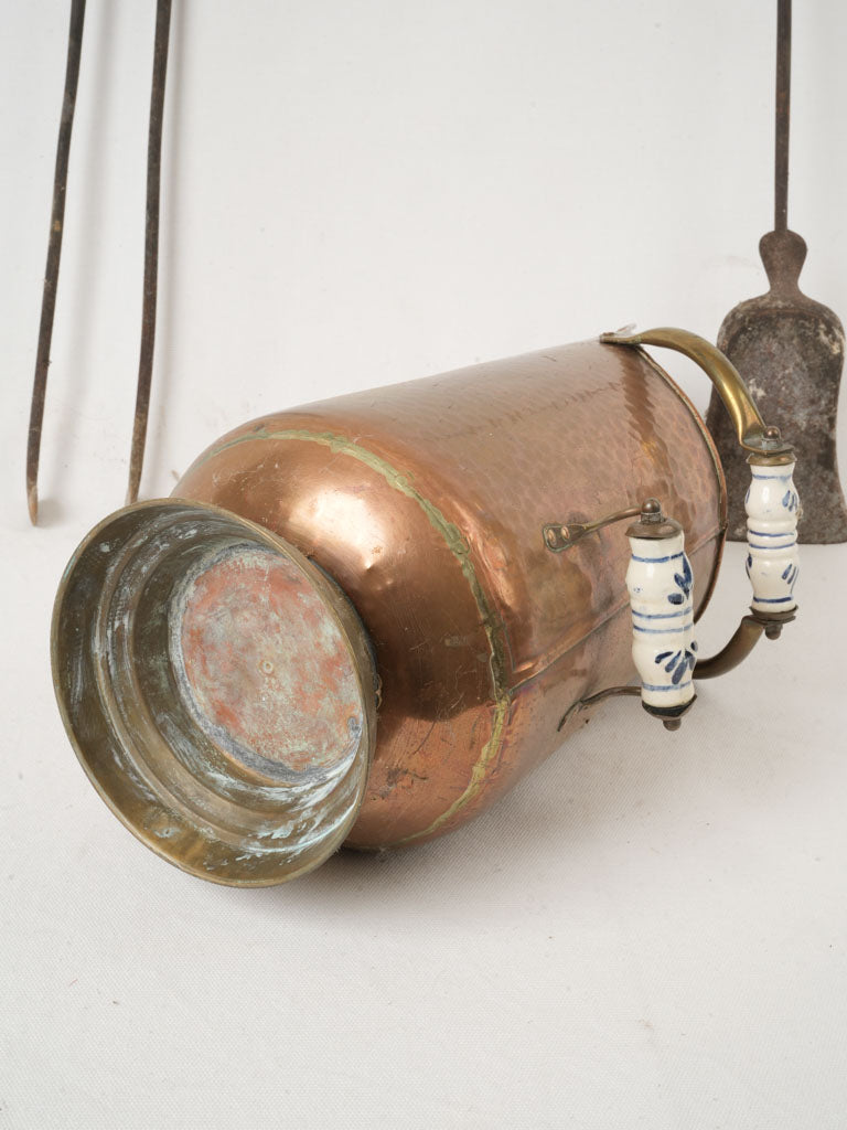 Decorative brass finials set