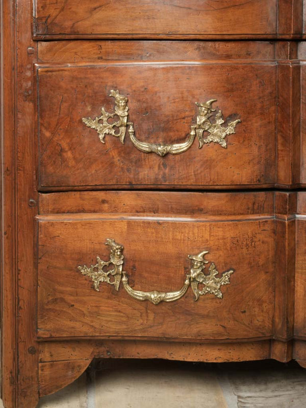 Elegant French vintage chest drawers