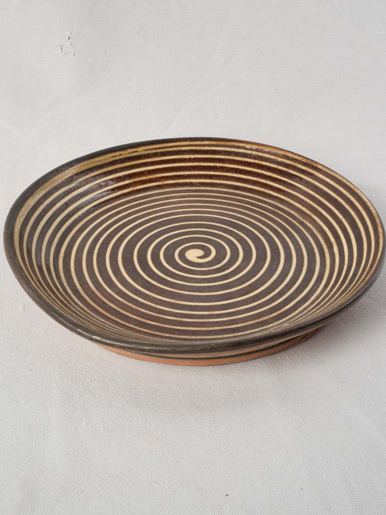 Early 20th-Century Savoyard Platter w/ Graphic Spiral Decoration - 10¼"