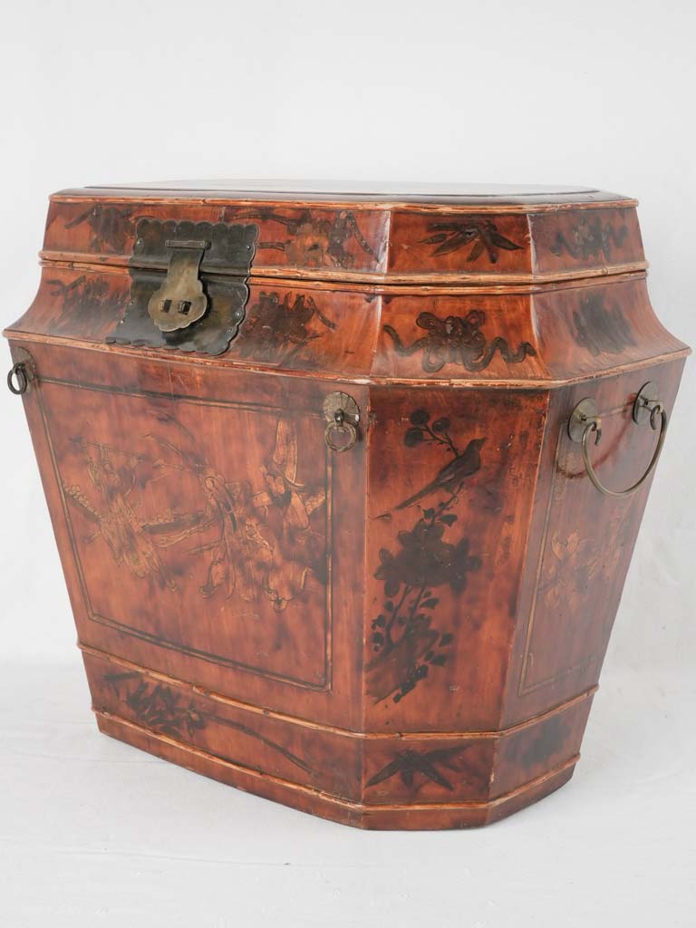 19th century Chinese hope chest 22½"