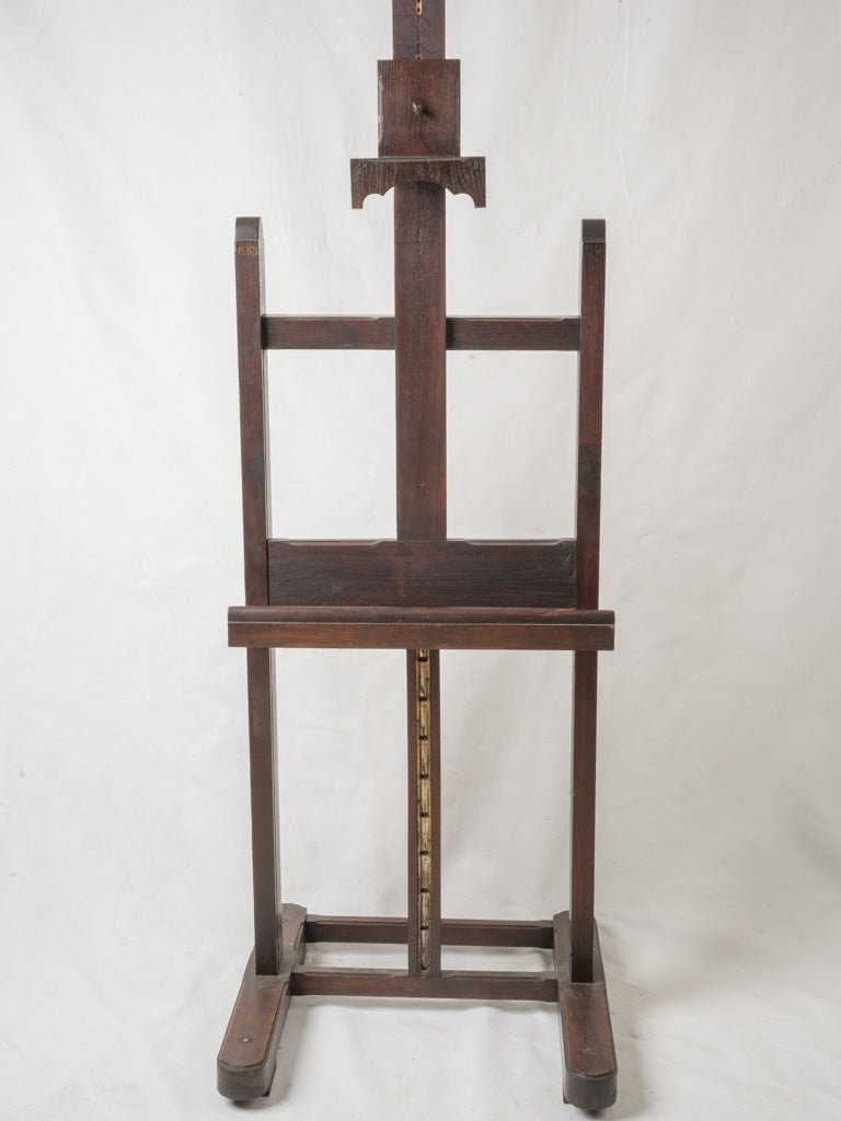 Versatile oak art display easel  