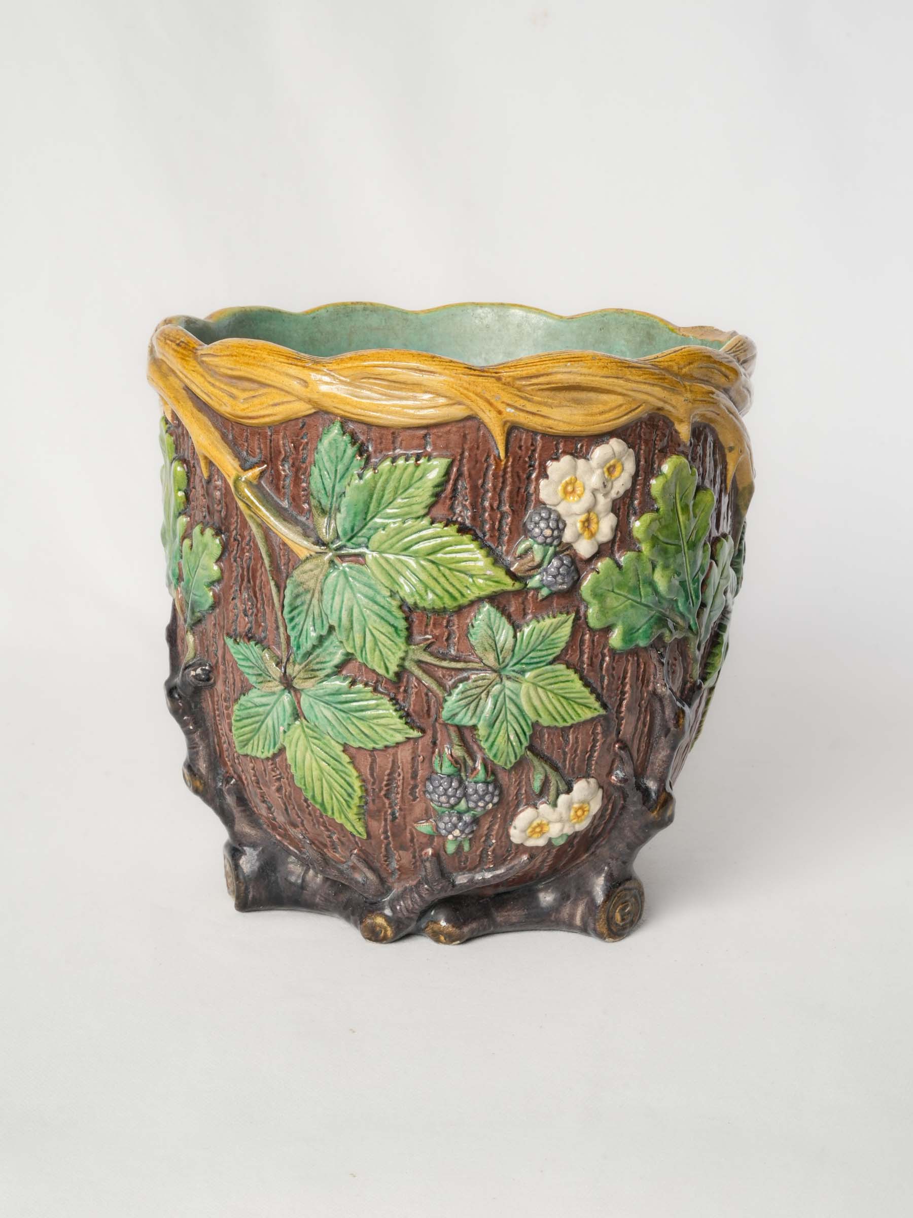 French Art Nouveau Majolica Cachepot w/ Brambles & Blackberries, C. 1900 - 9"