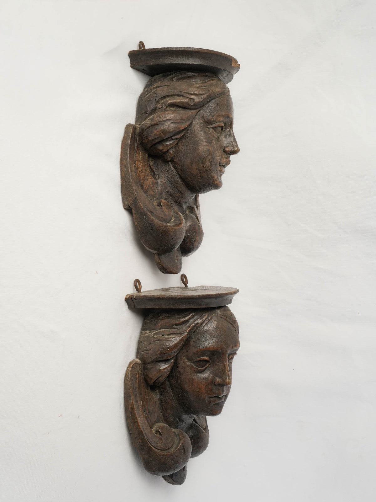 Pair of 18th-Century Carved Oak Wall Brackets w/ Female Heads, Probably Italian - 14¼"