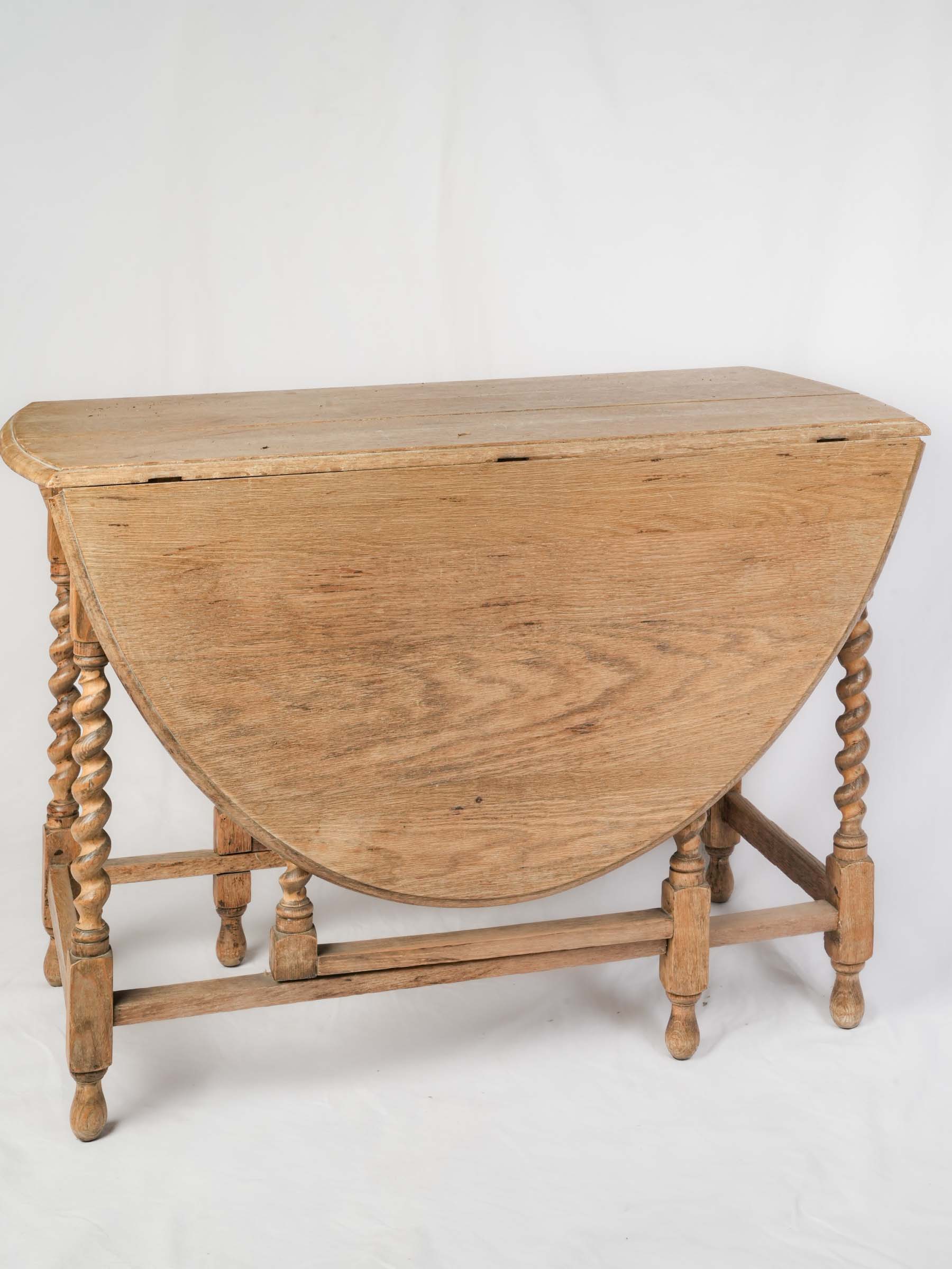 Early 20th Century Oak Gateleg Table w/ Barley-Twist Legs