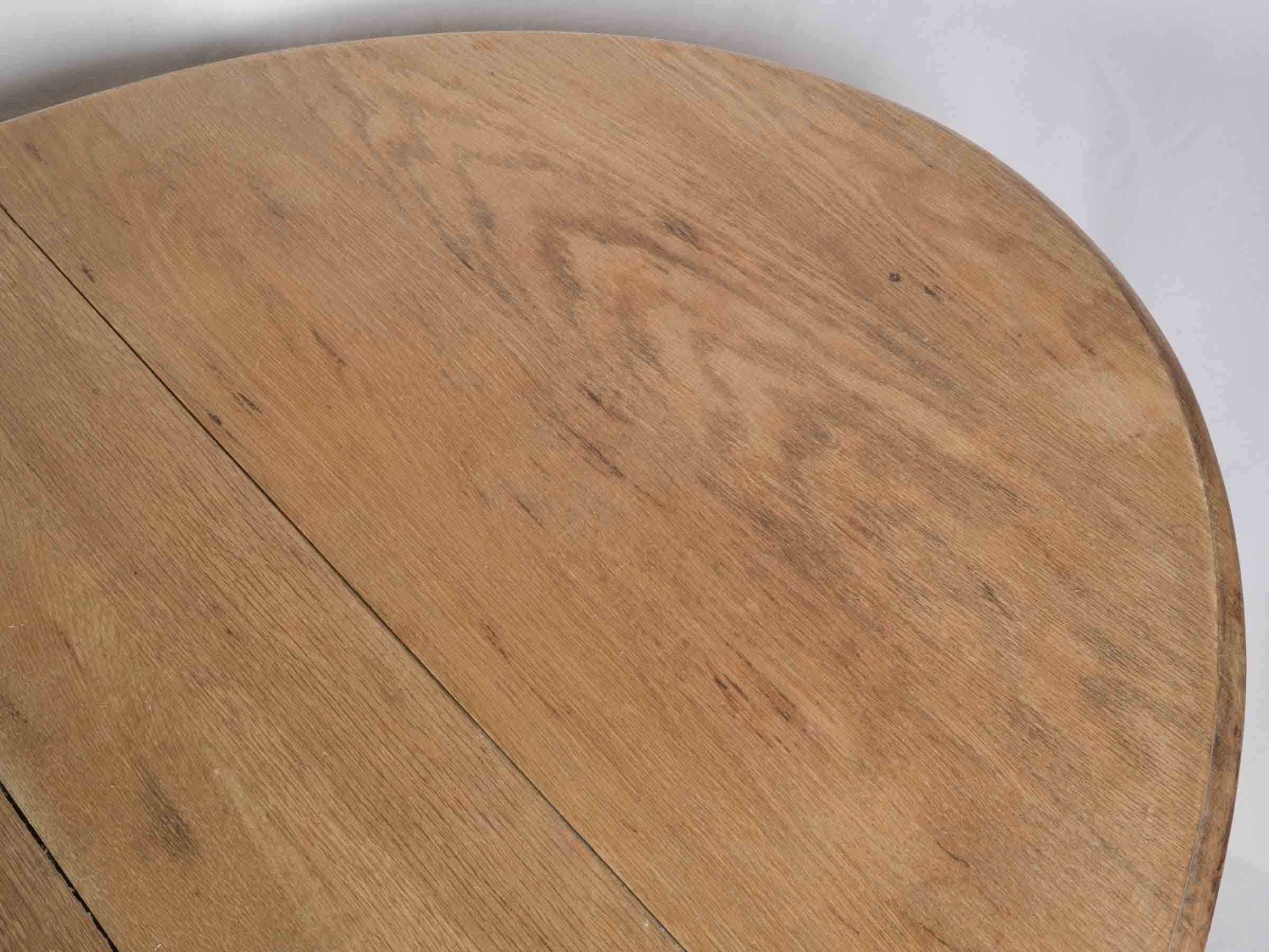 Early 20th Century Oak Gateleg Table w/ Barley-Twist Legs
