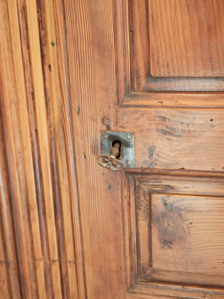 Provincial walnut storage