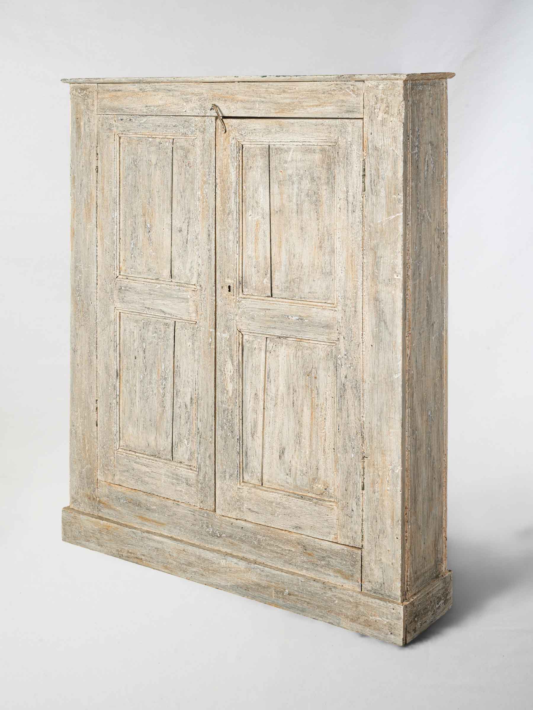 Narrow French Country Confiturier w/ Beautiful Original Patina, Late 19th Century - 54" x 45"