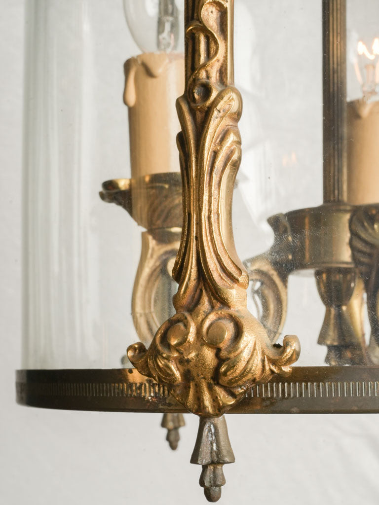 Historical leaf detail bronze lantern  