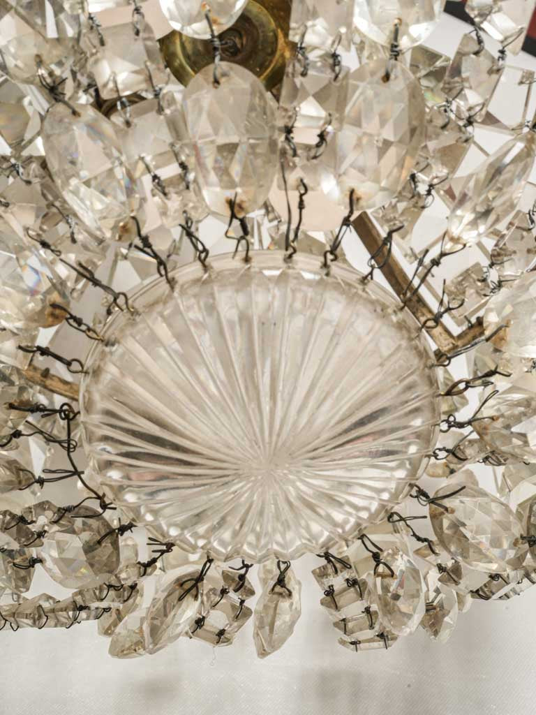 Elegant Belle Époque lighting