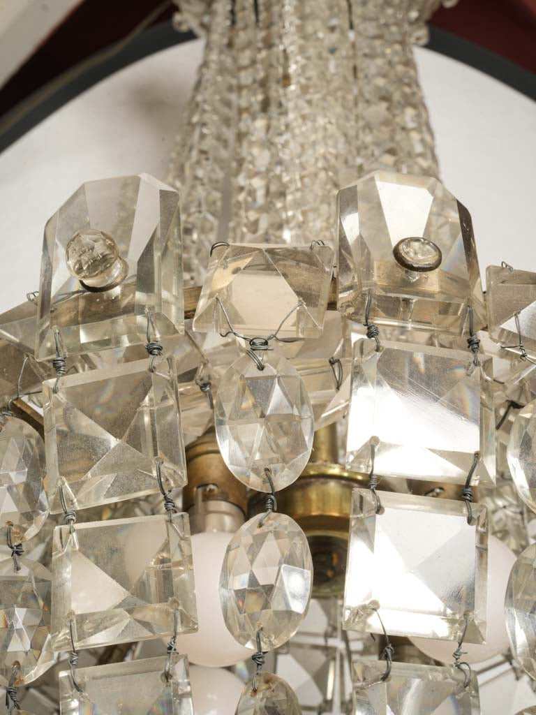 Vintage hot-air-balloon-inspired chandelier