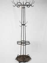 Elegant tapered supports walking stick stand