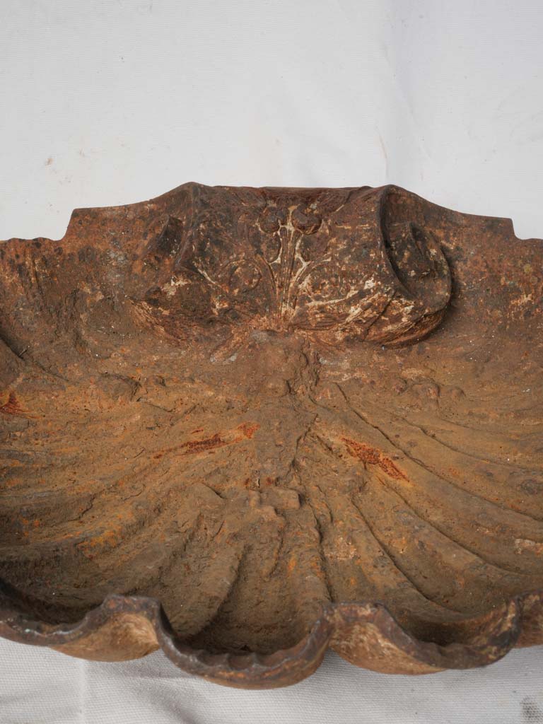 Timeless weathered rust-basin  