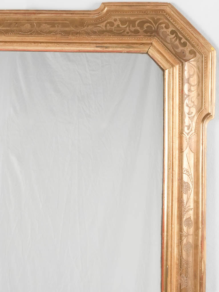 Large gilded mirror w/ chamfered corners - 19th century - 50¾" x 39¾"