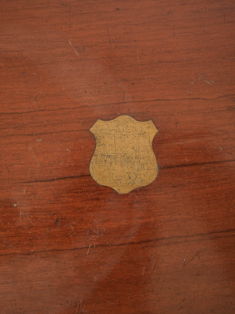Historic fine dining accessory