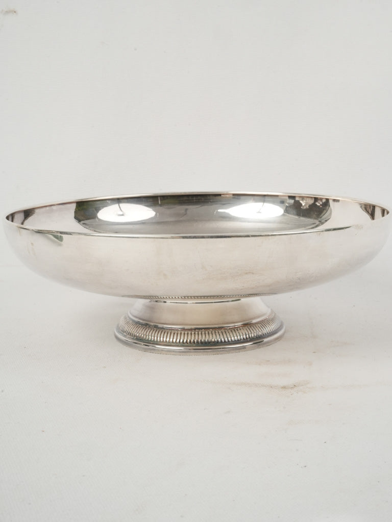 Decorative silver-plated footed fruit coupe
