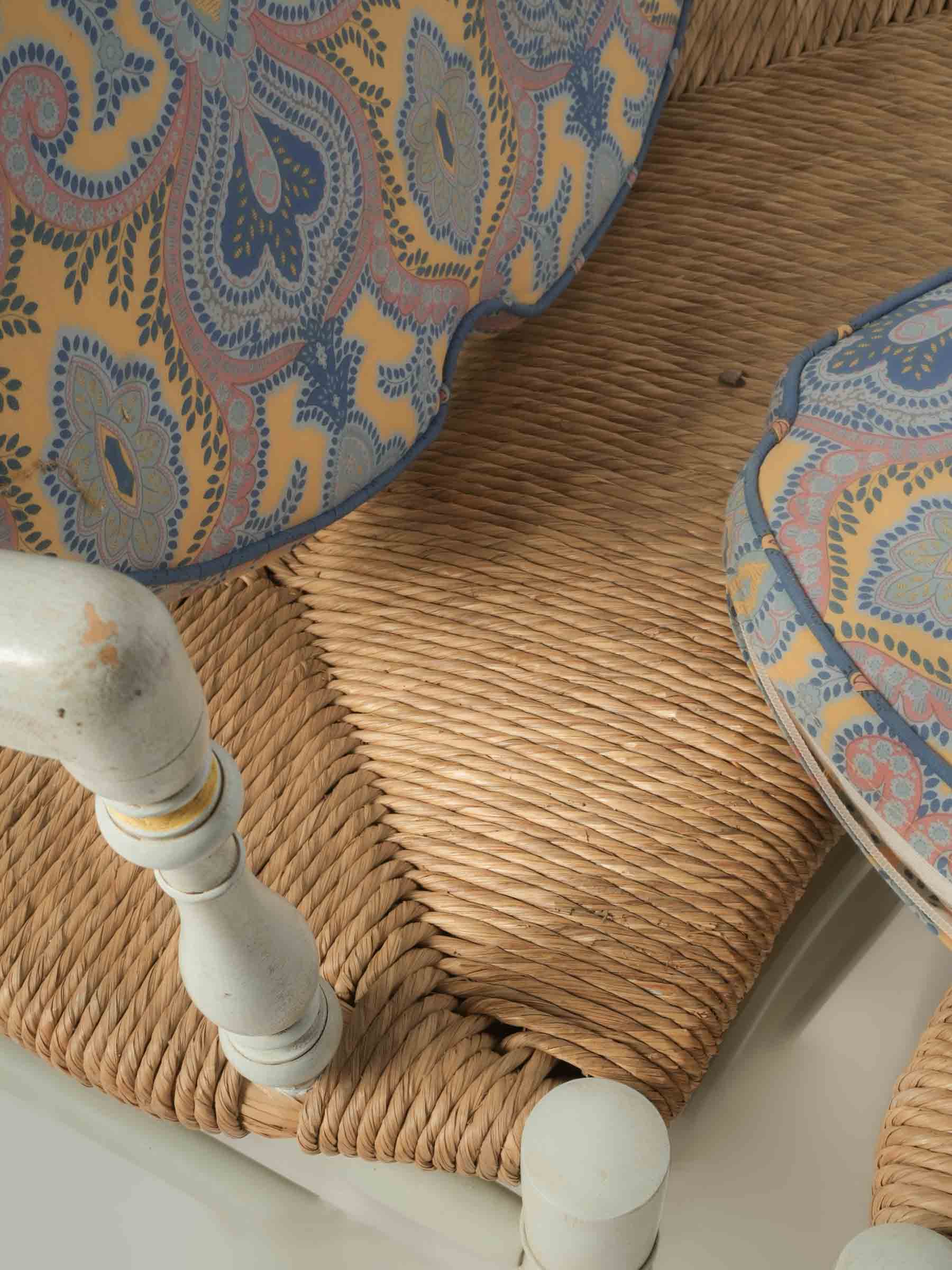 Curved ottoman Provençal chaise