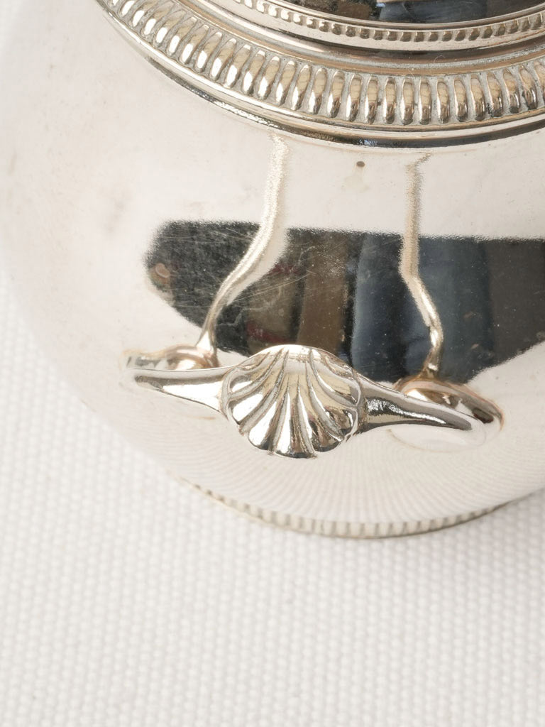 Decorative domed-lid sugar holder  