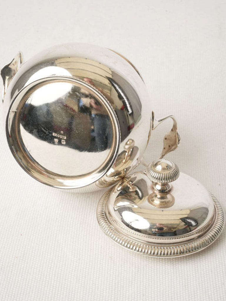 Shiny ribbed-knop lid sugar bowl  
