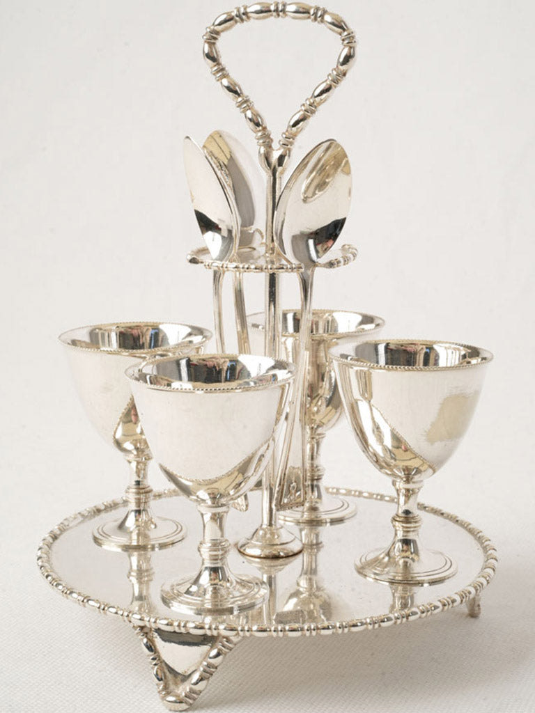 Classic beaded rim egg stand