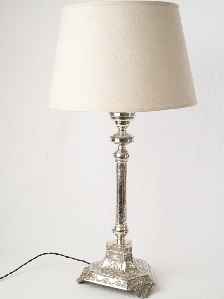 Delicate engraving lamp  