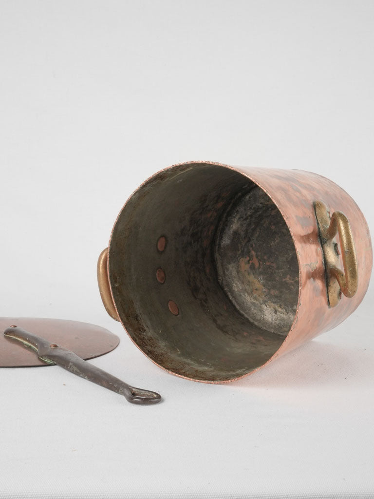 Antique French copper pot with lid 10¼"