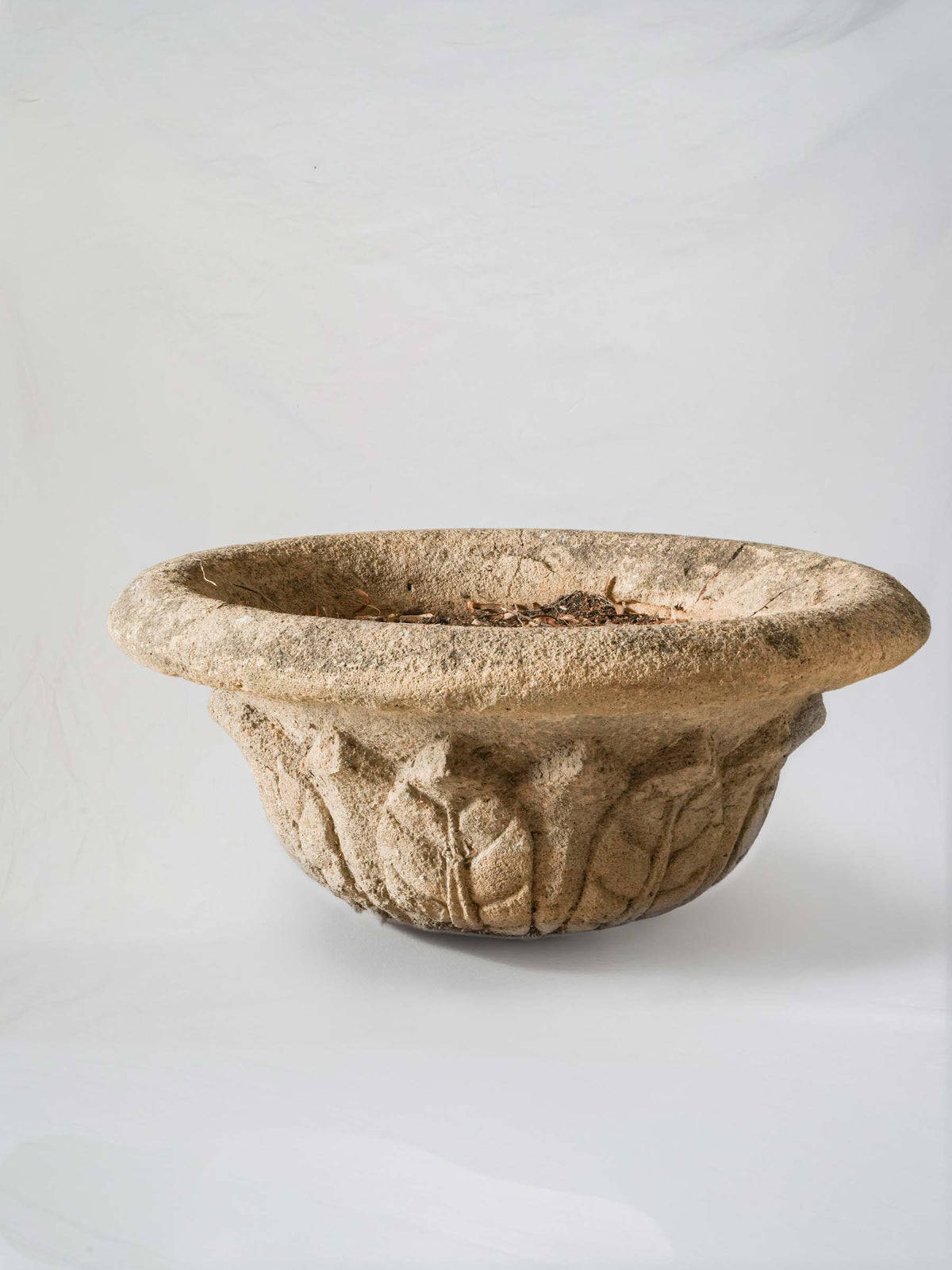 Large Early 20th-Century Cast-Stone Garden Vasque - 18" x 41¼"