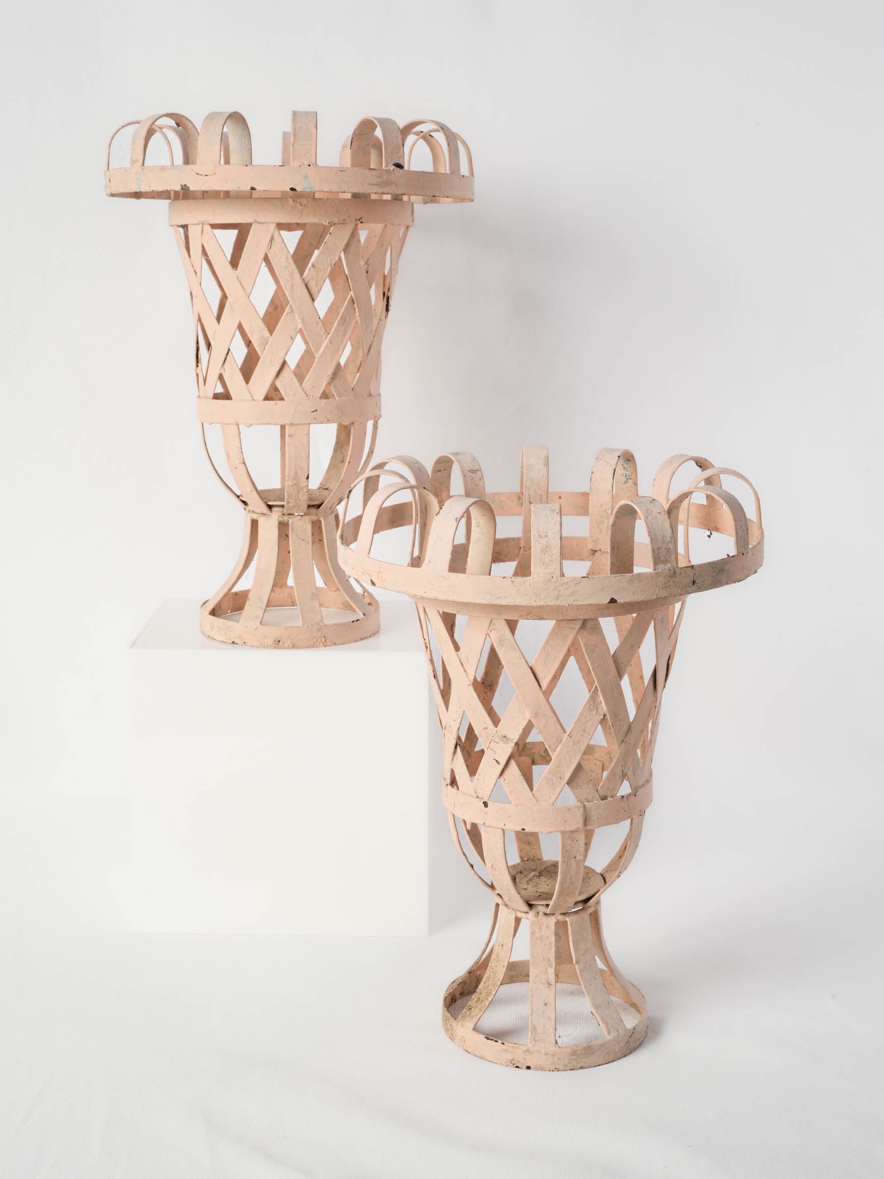 Pair of Small Médicis-Style Metal Lattice Cachepots in Soft Blush - 14¼"