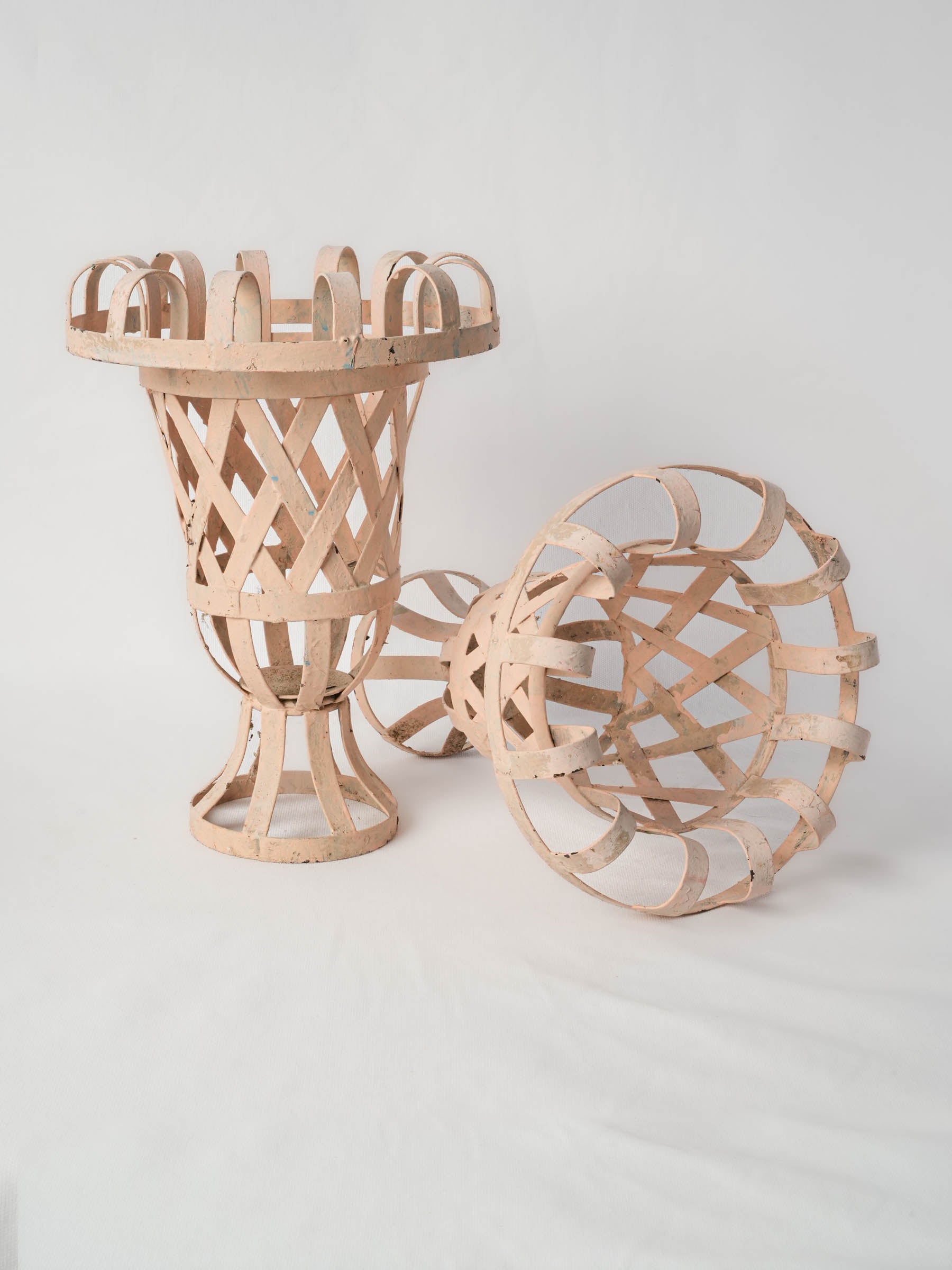 Pair of Small Médicis-Style Metal Lattice Cachepots in Soft Blush - 14¼"