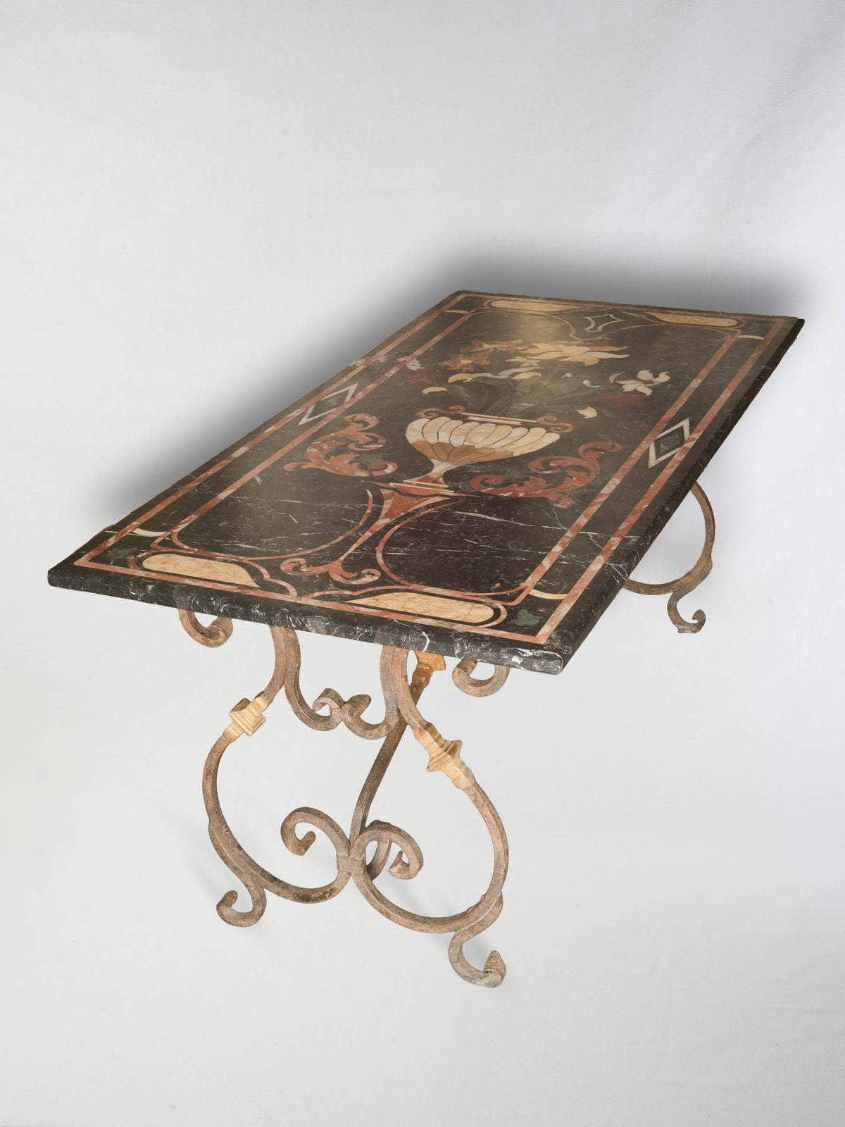 Important Italian Pietra Dura Dining Table circa 1900 - 71¼" x 35¾"