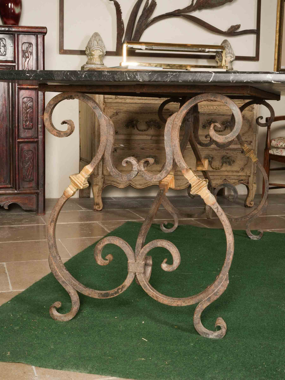 Important Italian Pietra Dura Dining Table circa 1900 - 71¼" x 35¾"