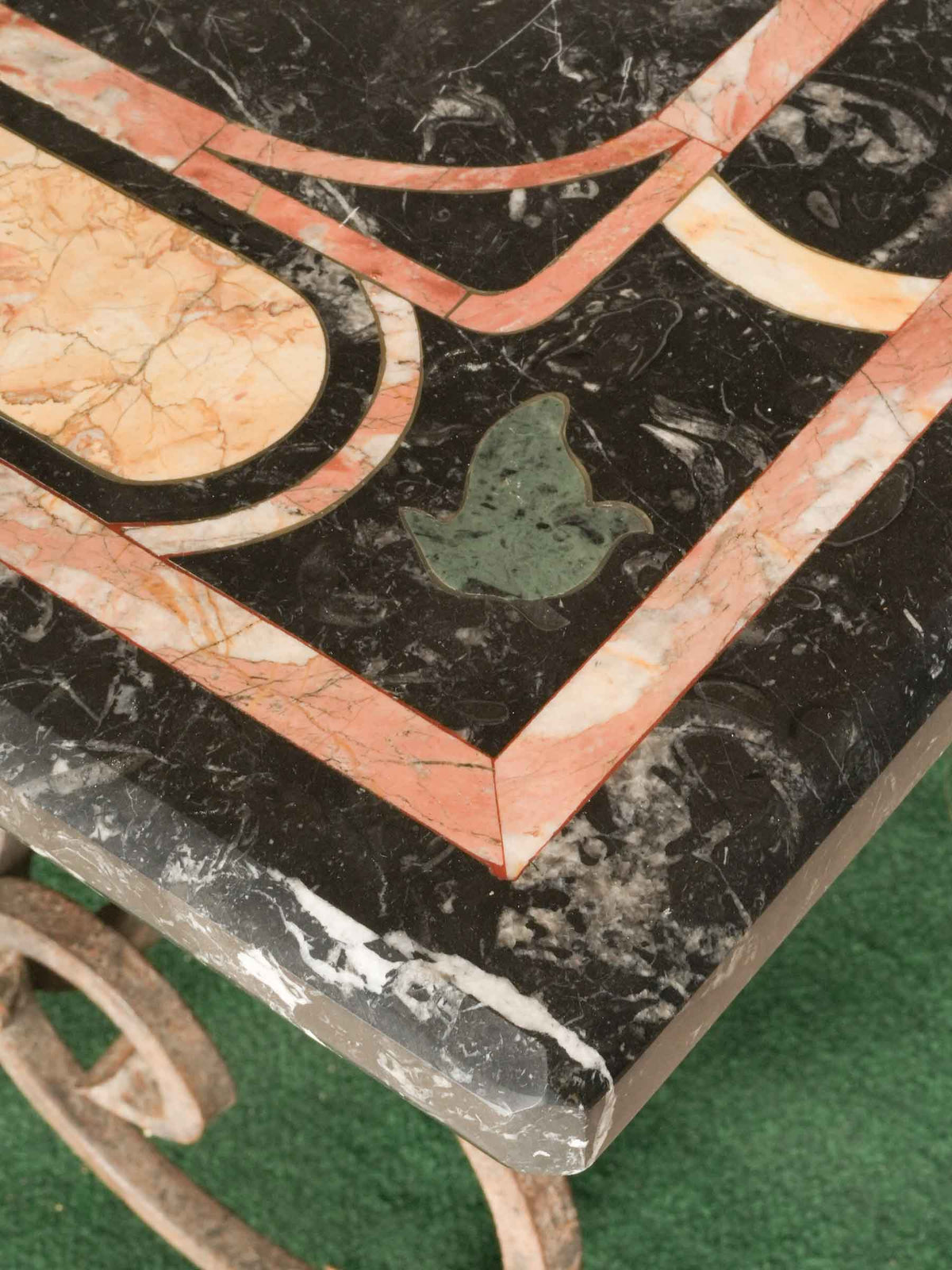 Important Italian Pietra Dura Dining Table circa 1900 - 71¼" x 35¾"