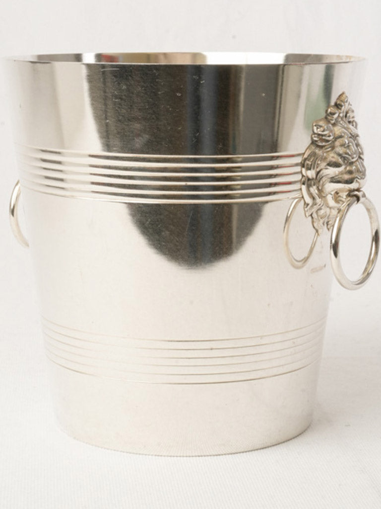 Antique-style lion-handle cooler