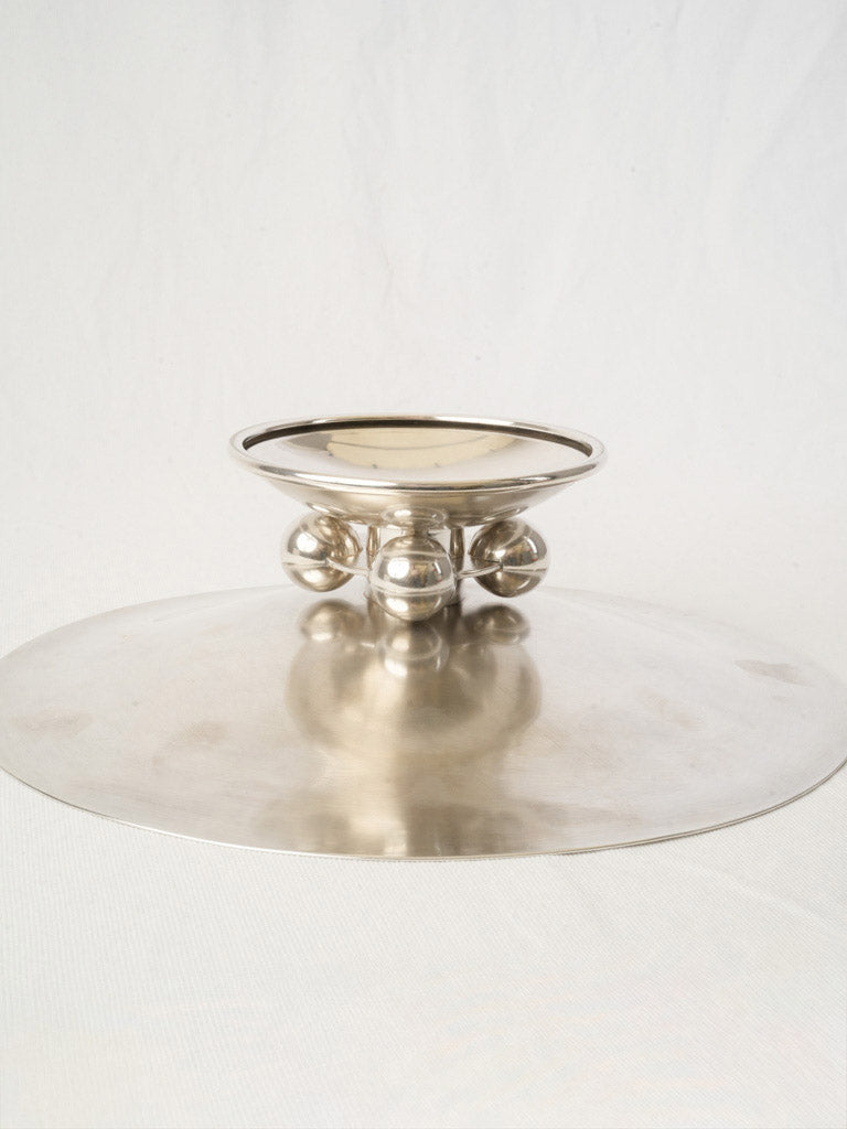 Sculptural accent geometric tazza
