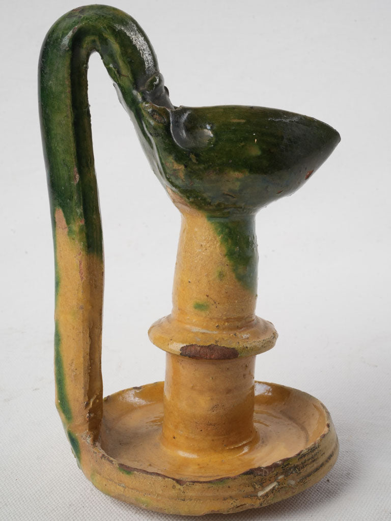 Unused petite sculptural accent