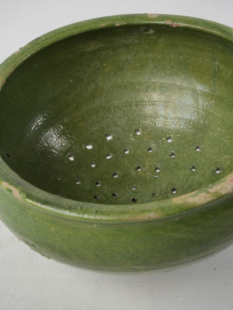 Timeless rustic kitchen vessel