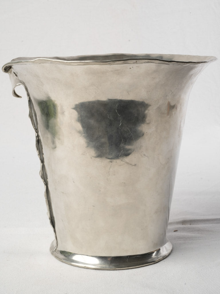 Fold-design pewter bottle holder