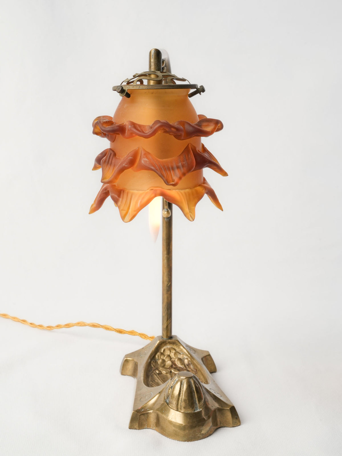 Art Nouveau Brass Table Lamp w/ Pâte-de-Verre Flower Shade - 12¼"